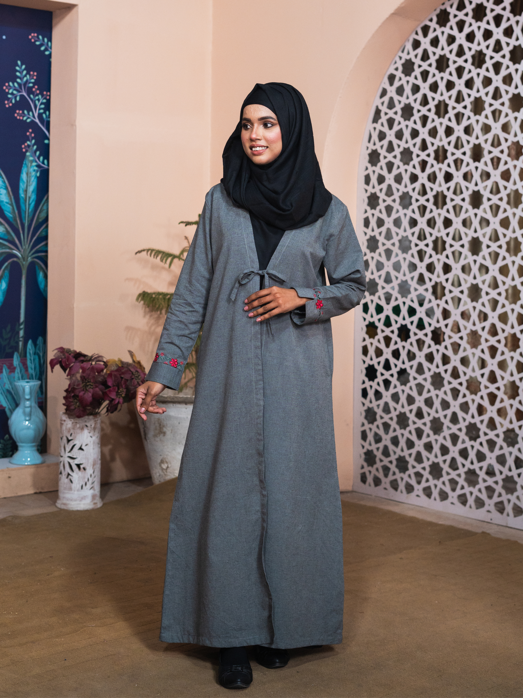 Heritage Bow Open Abaya  – Grey