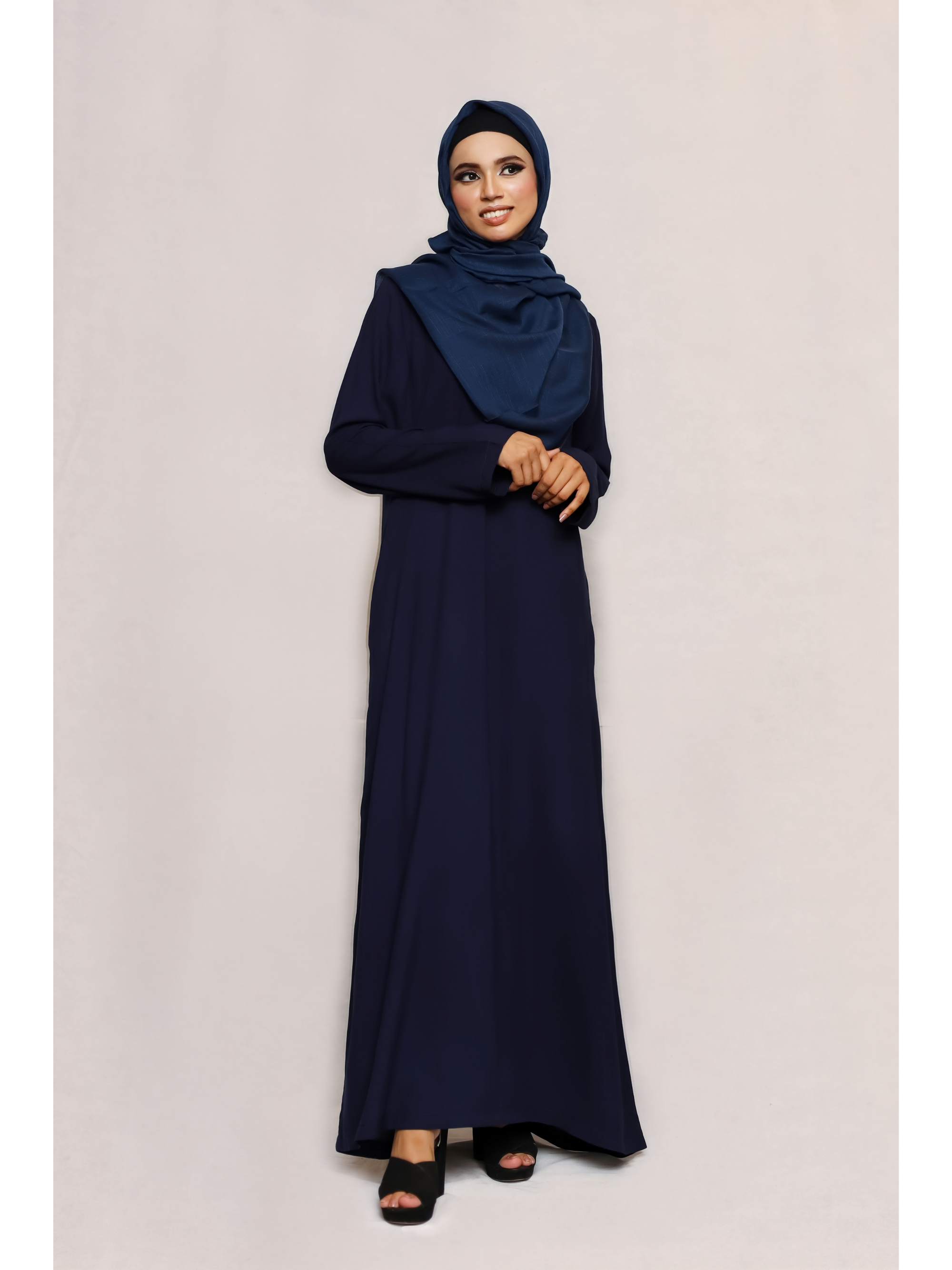 Essential Linen Abaya - Navy