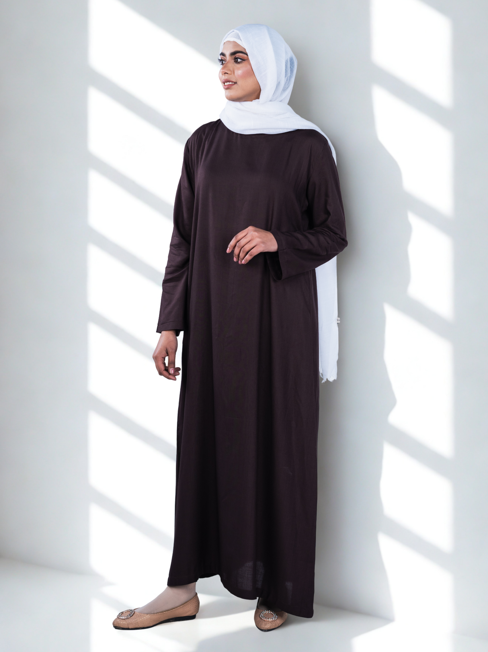 Essential Linen Abaya - Brown
