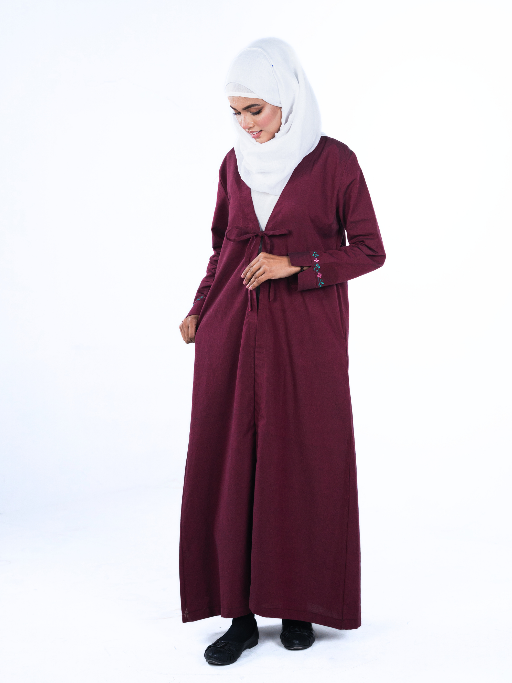 Heritage Bow Open Abaya  – Berry