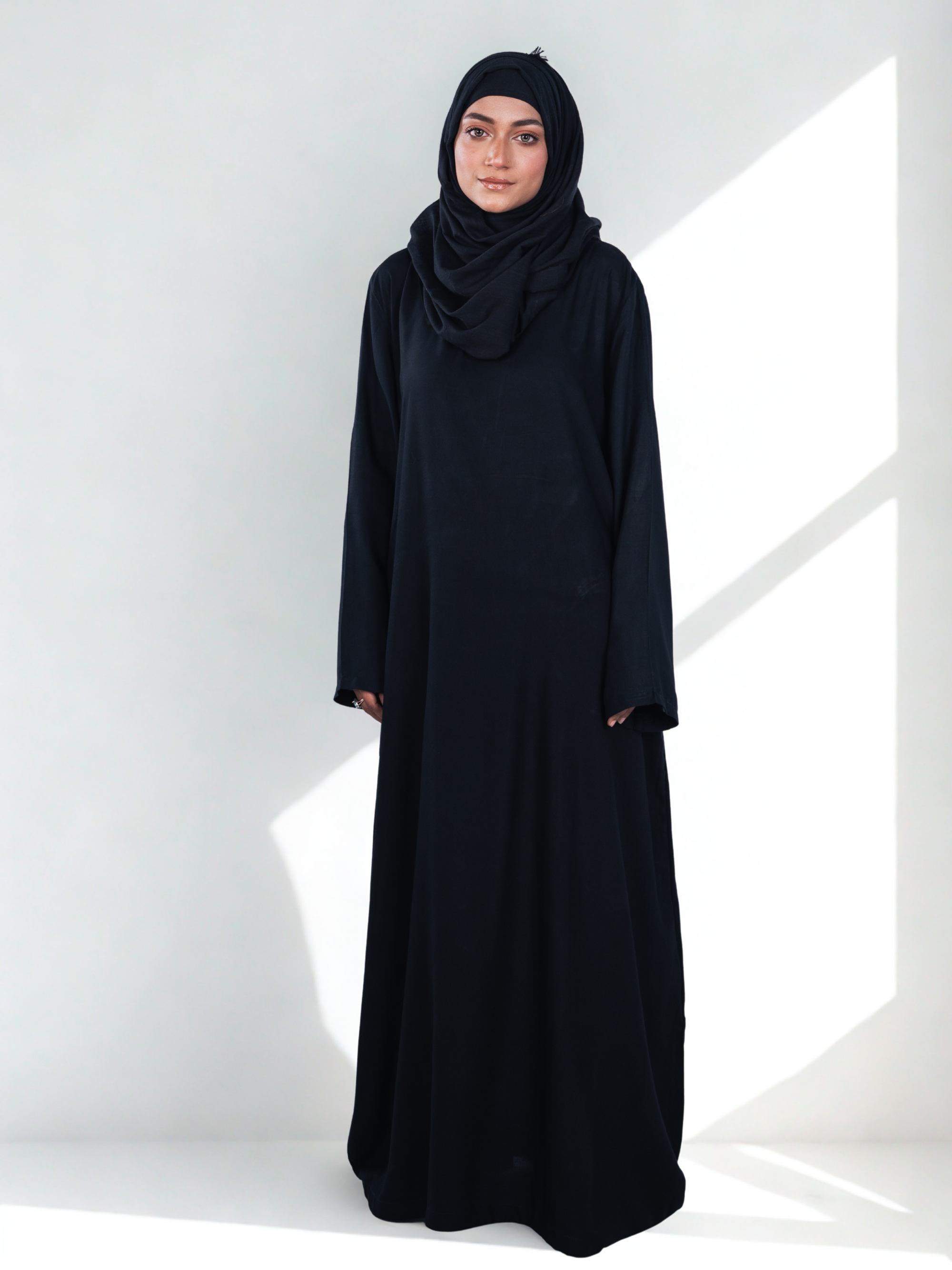 Essential Linen Abaya - Black