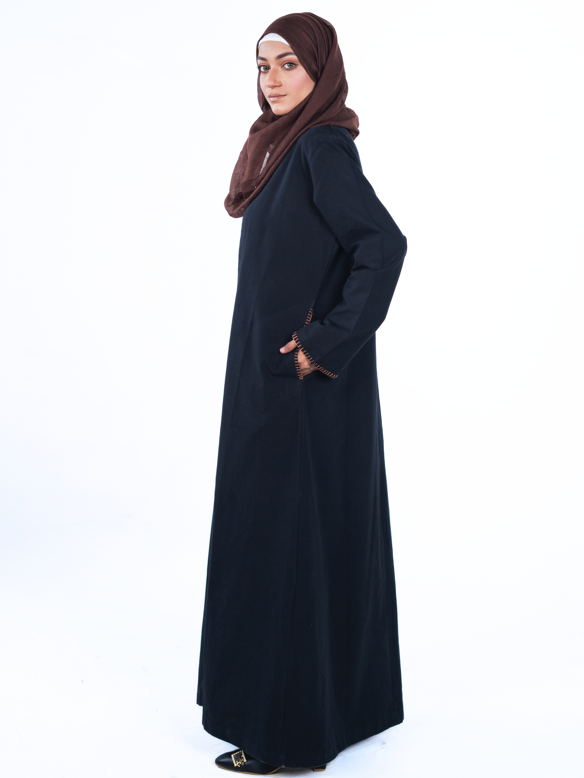 Minimalist Open Abaya – Black