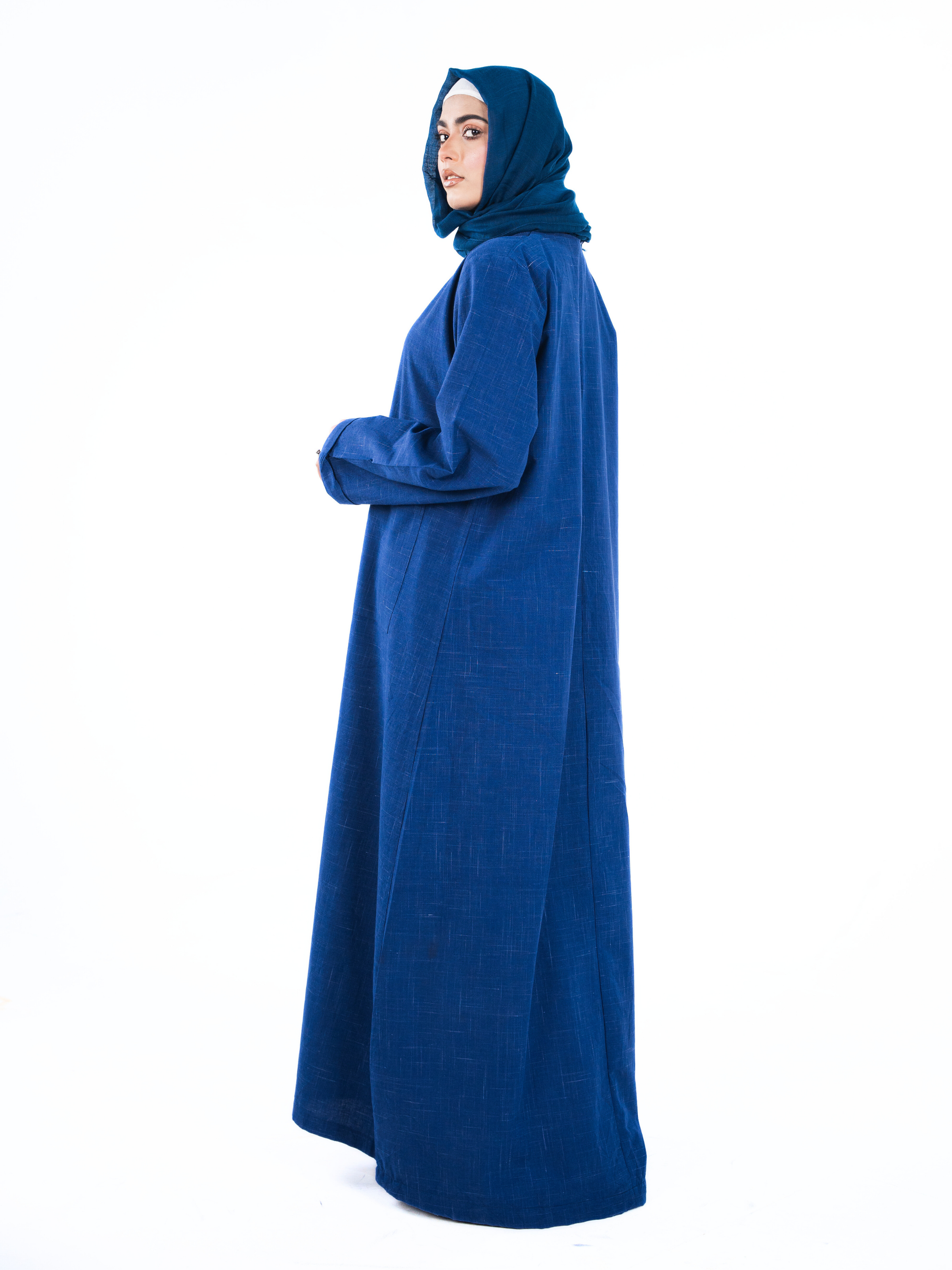 Minimalist Open Abaya – Checked Blue