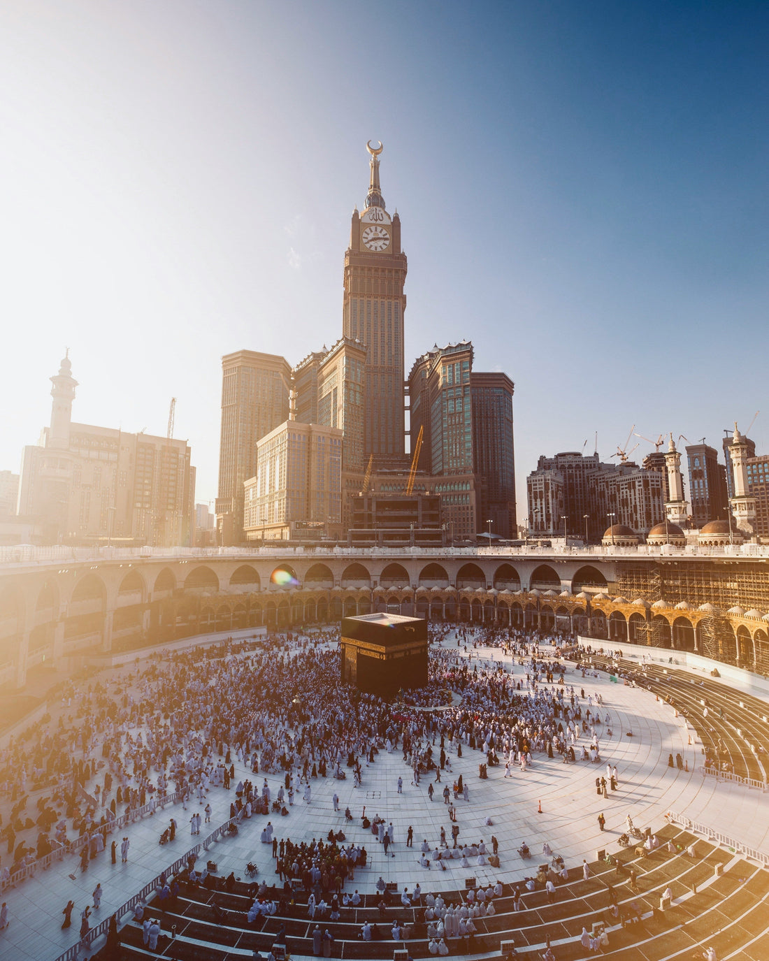 What to Wear for Hajj: A Breathable, Modest Outfit Formula - Fasilah