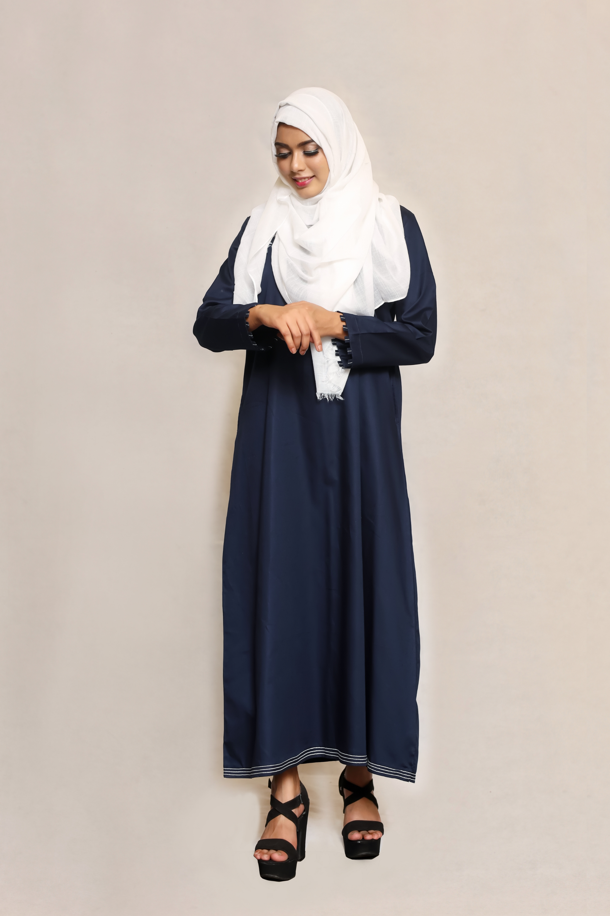 Signature Cotton Abaya – Navy