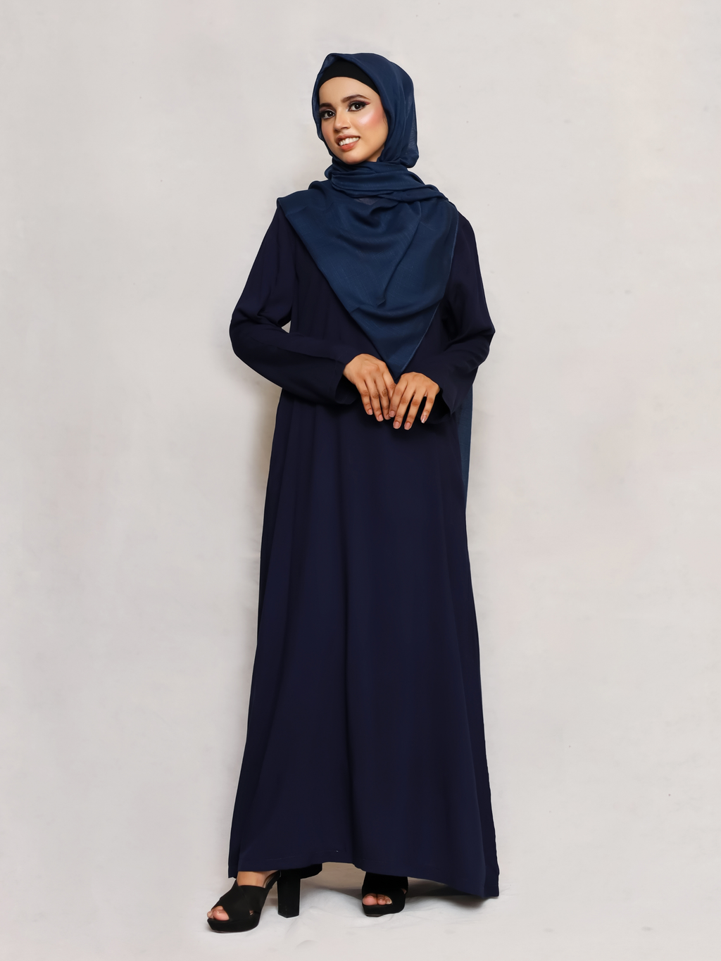 Essential Linen Abaya - Navy