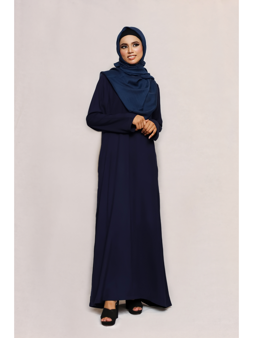 Essential Linen Abaya - Navy