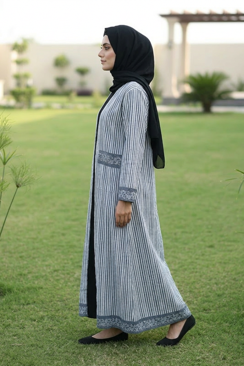 Printed Open Abaya - Grey & Blue
