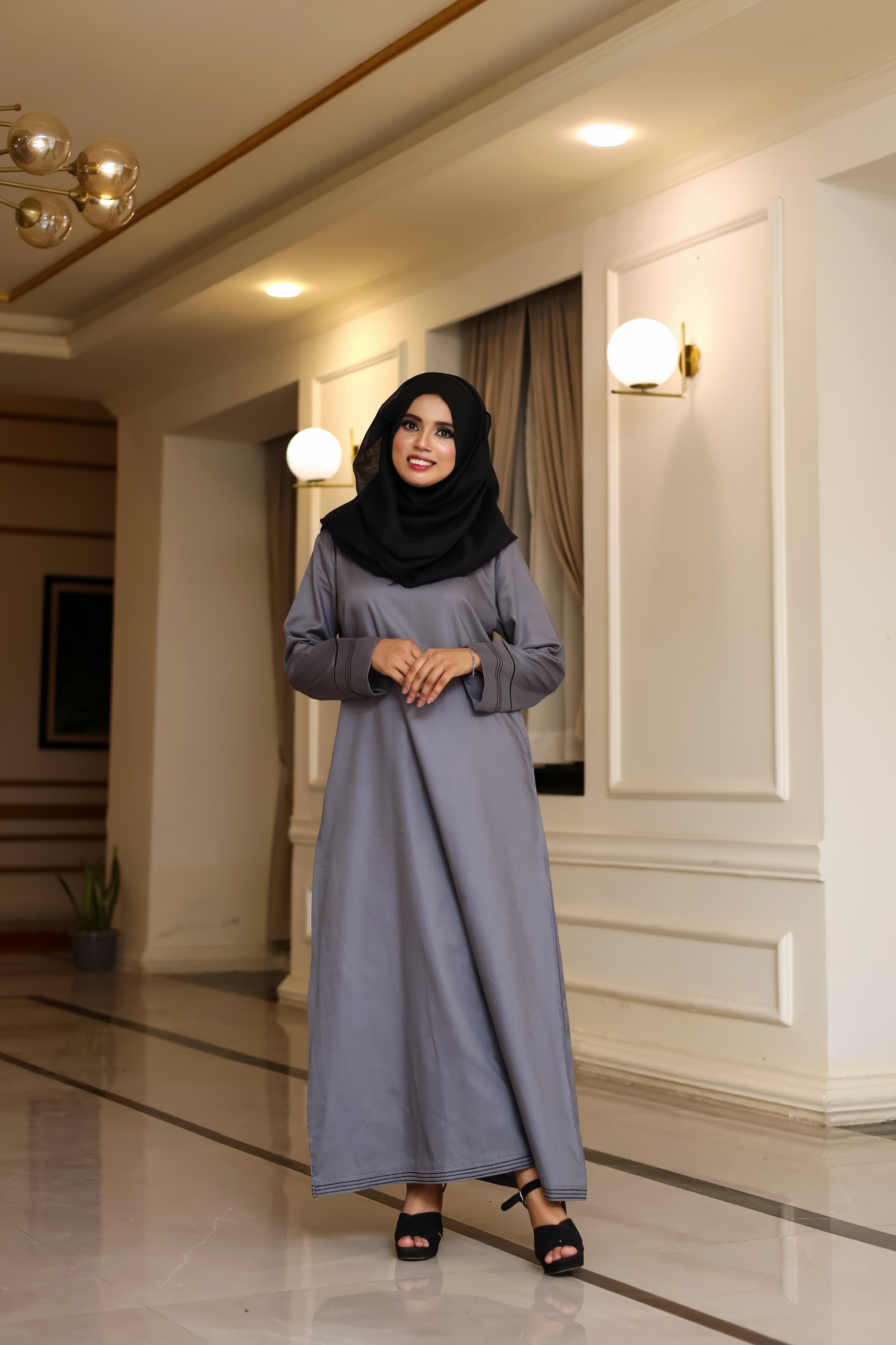Signature Cotton Abaya – Stone