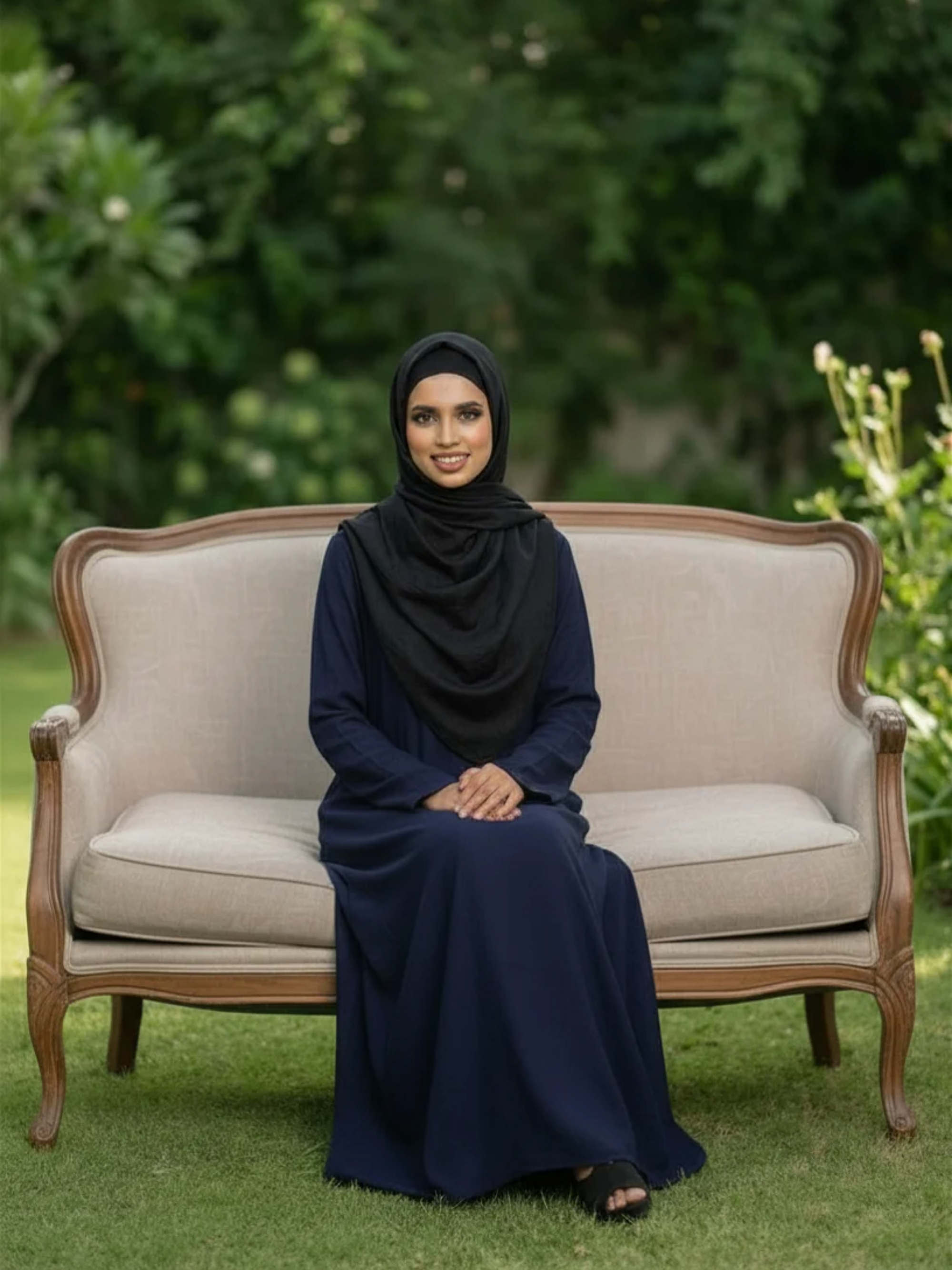 Essential Linen Abaya - Navy