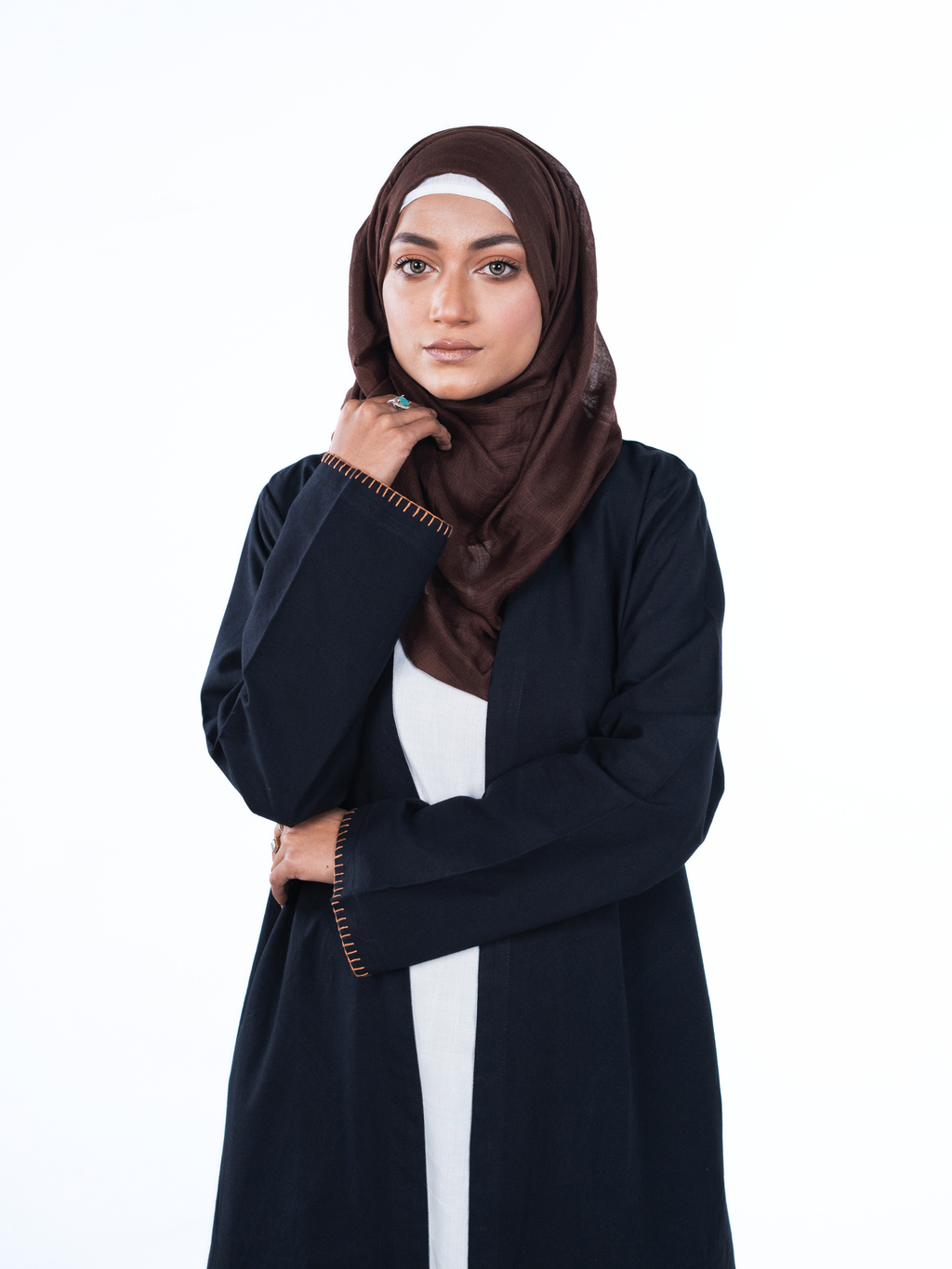 Minimalist Open Abaya – Black