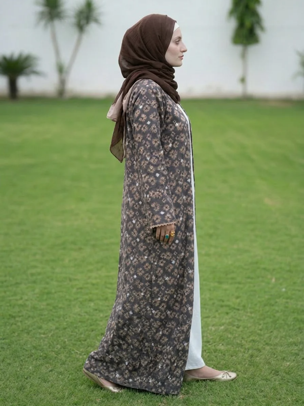 Printed Open Abaya - Brown