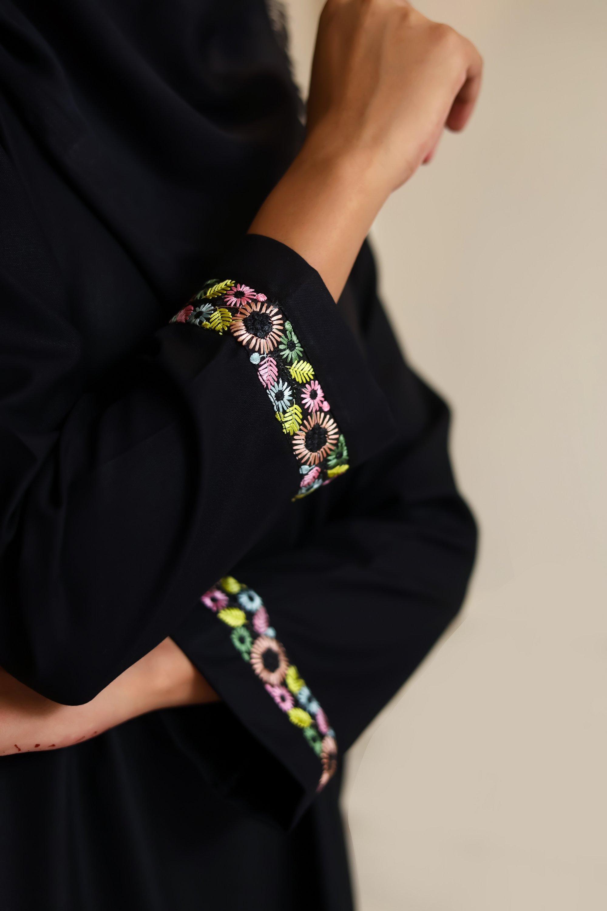 Signature Cotton Abaya – Black