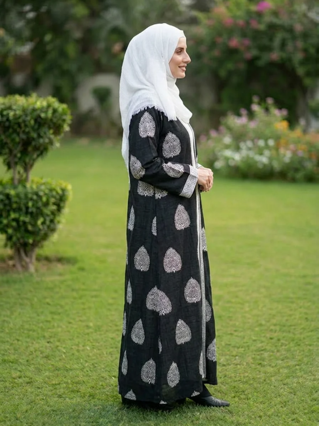 Printed Open Abaya - Black