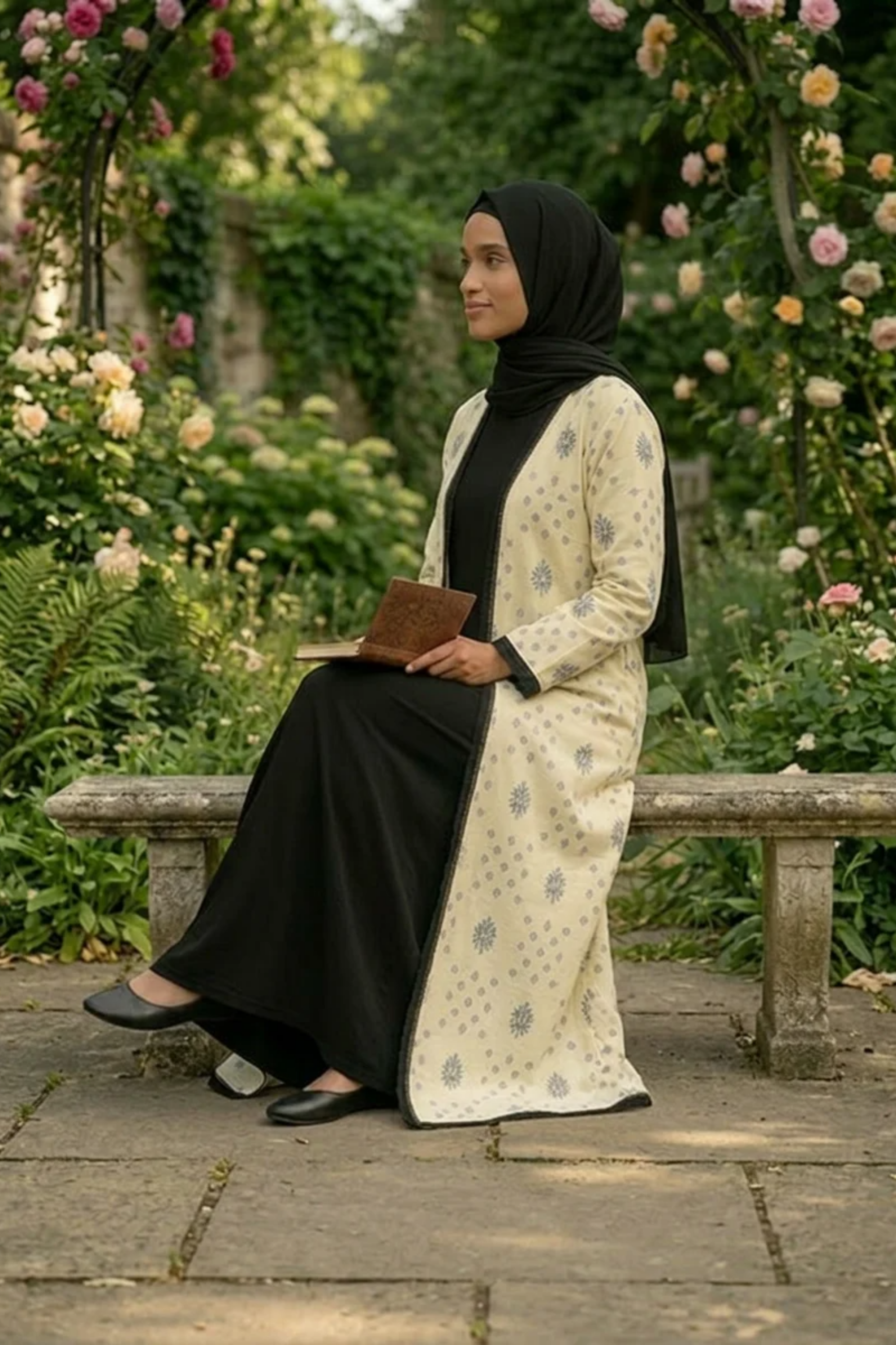Printed Open Abaya - Black and White