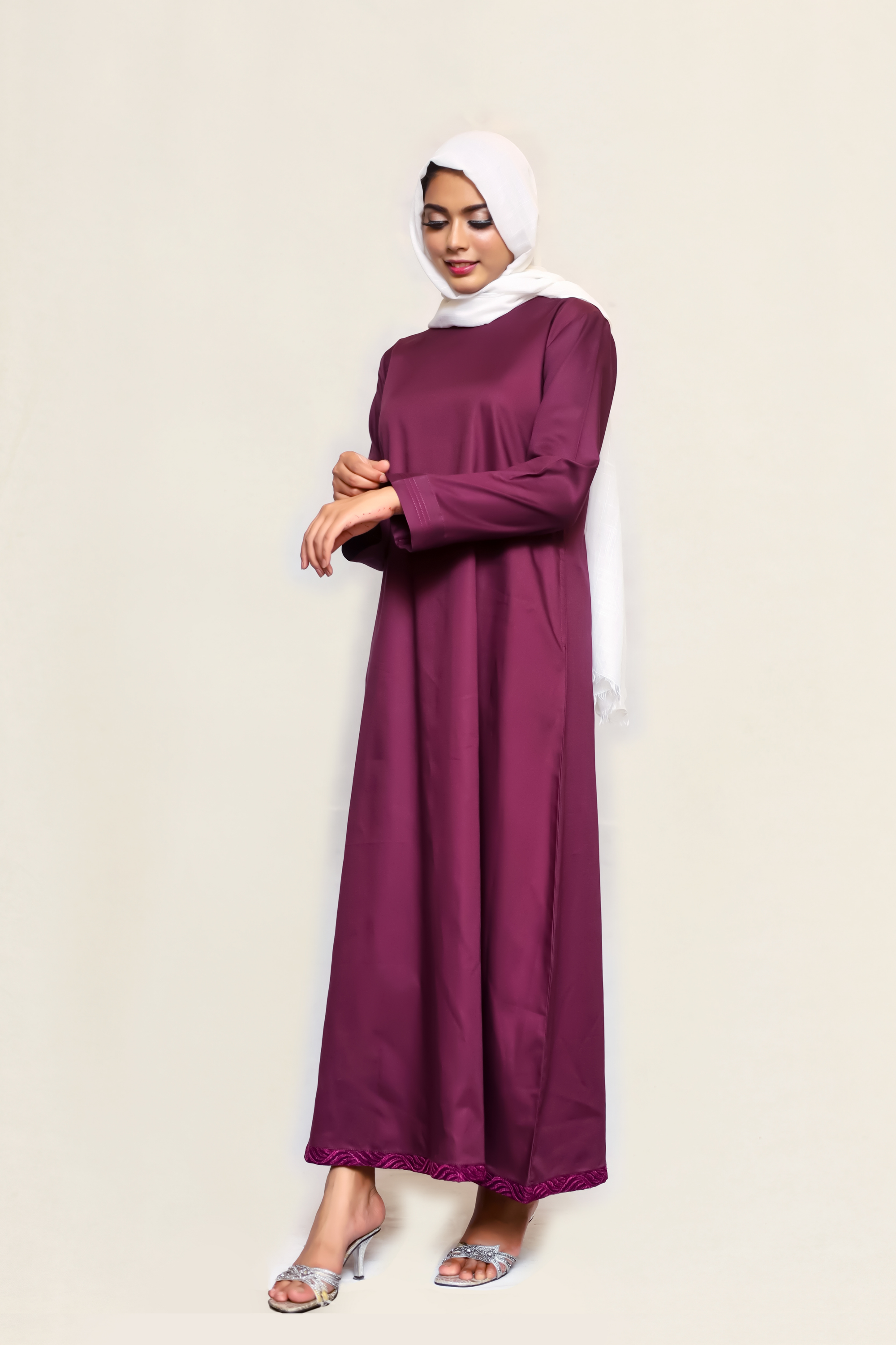 Signature Cotton Abaya – Burgundy