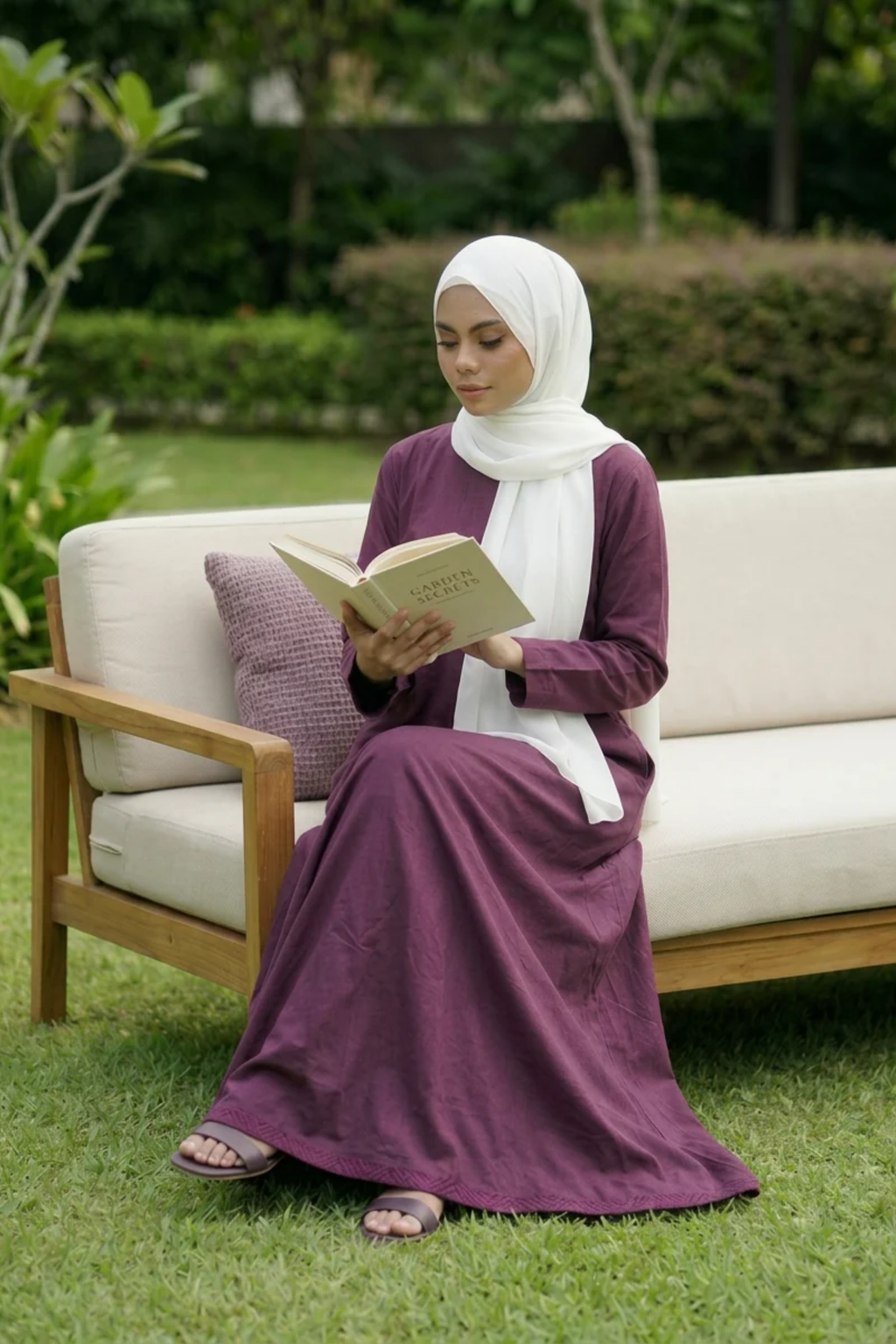 Signature Cotton Abaya – Burgundy