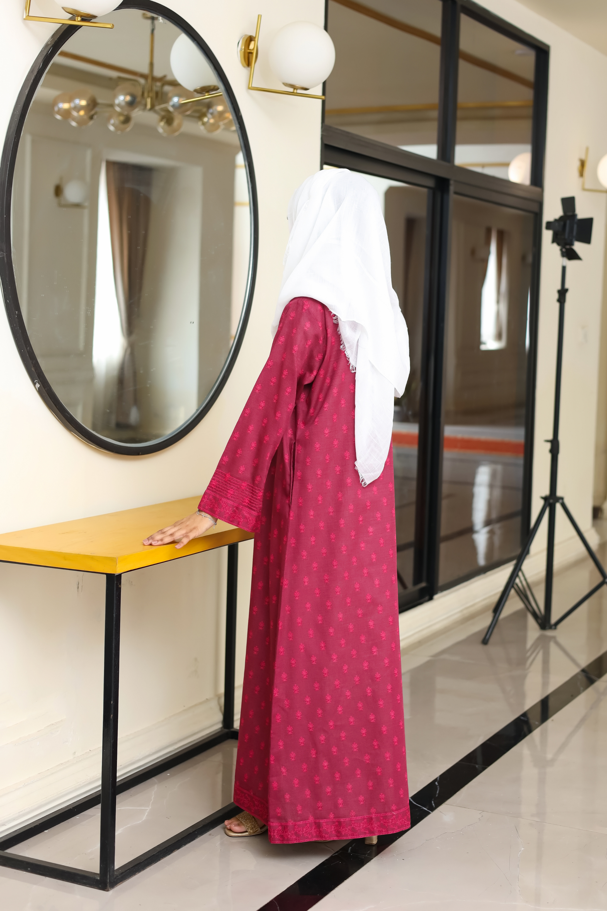 Printed Open Abaya - Maroon