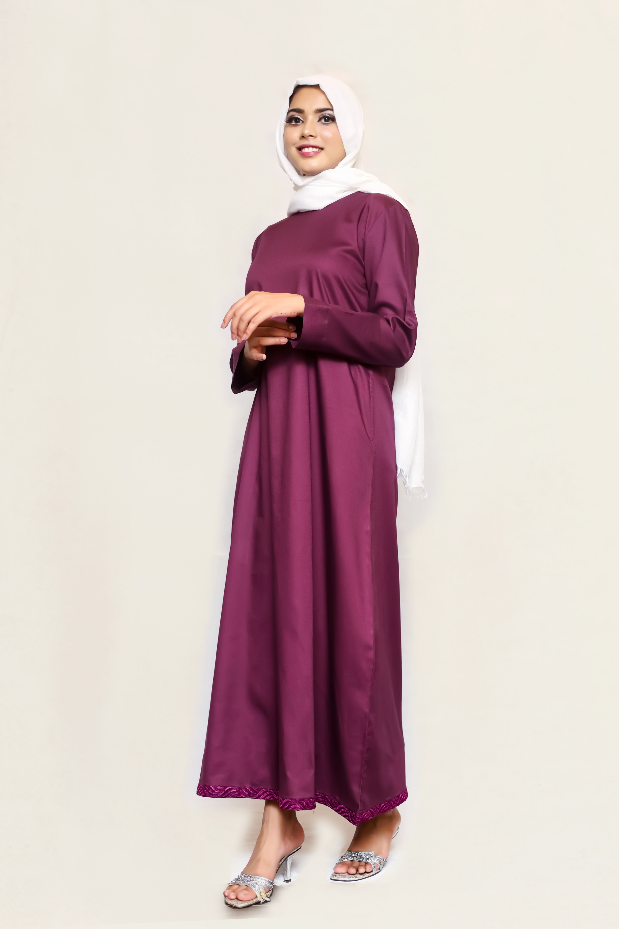 Signature Cotton Abaya – Burgundy