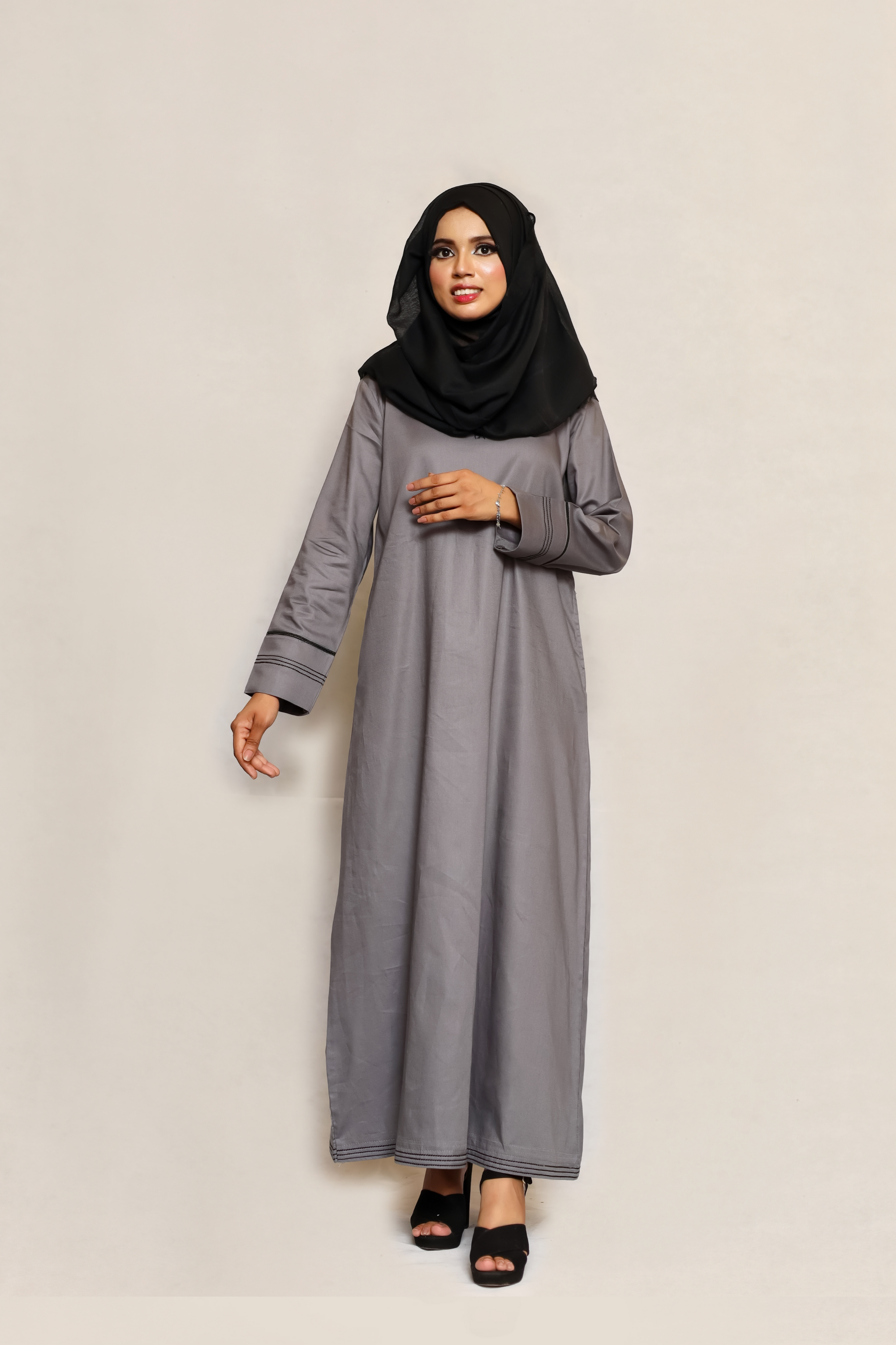 Signature Cotton Abaya – Stone