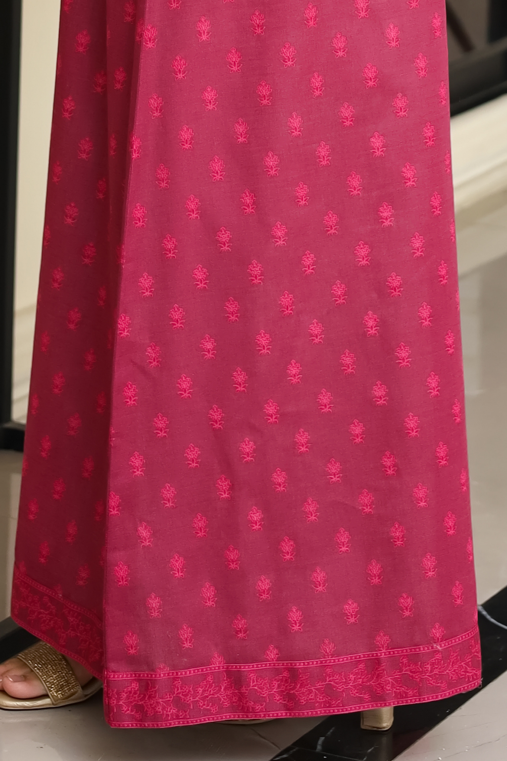 Printed Open Abaya - Maroon