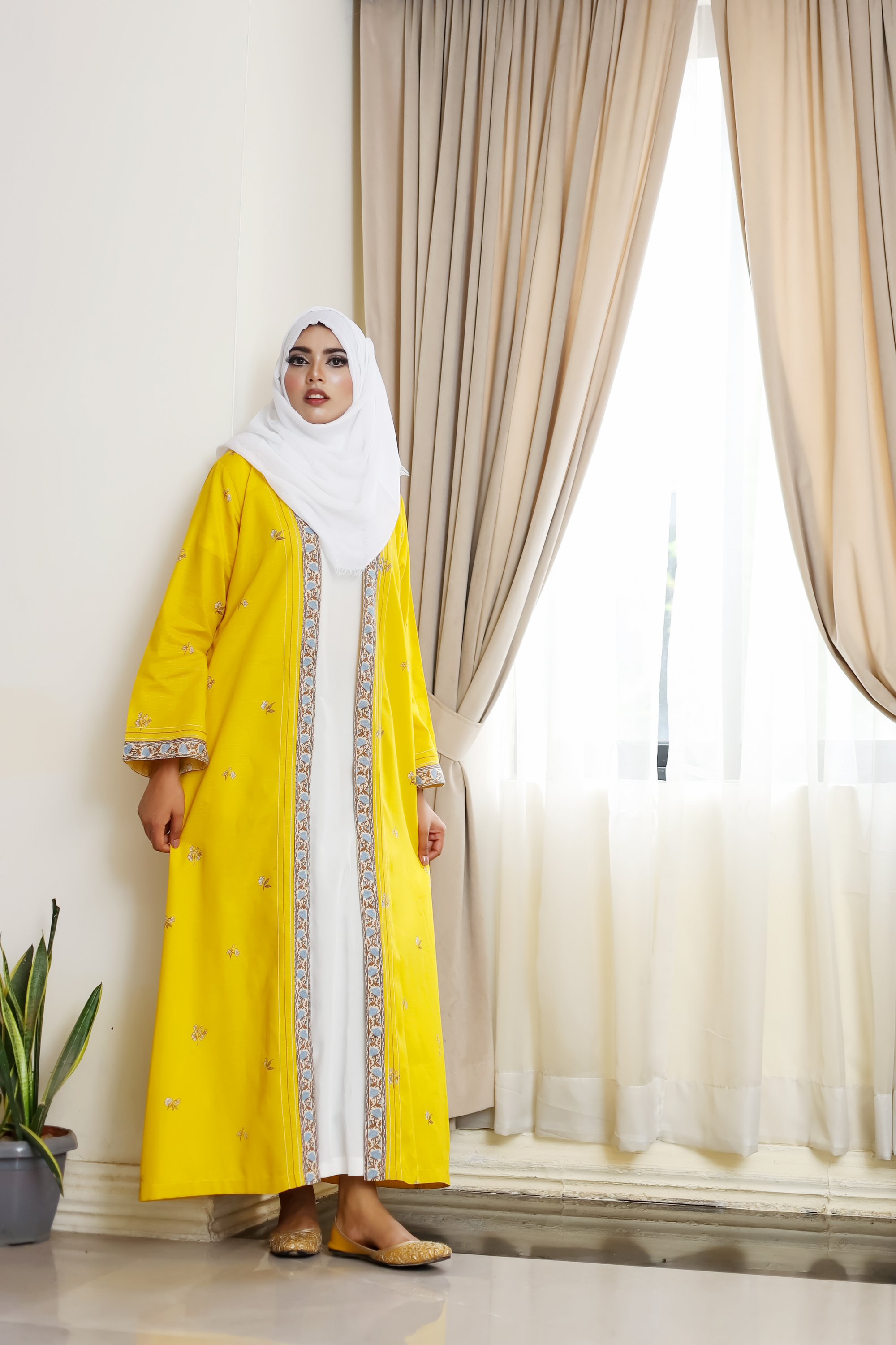 Printed Open Abaya - Yellow