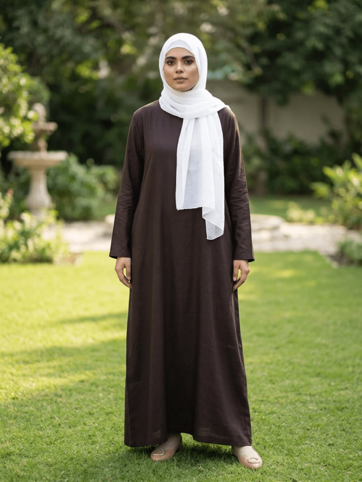 Essential Linen Abaya - Brown - Fasilah
