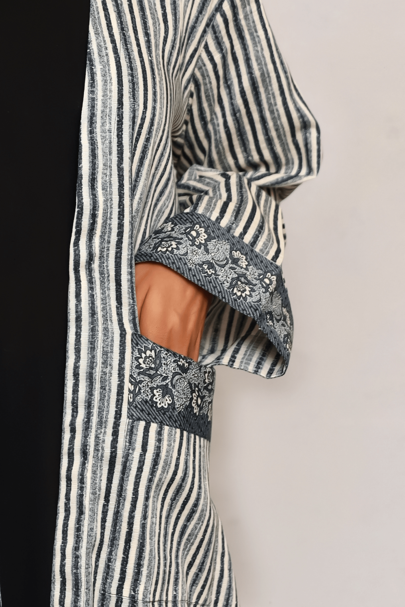 Printed Open Abaya - Grey & Blue - Fasilah