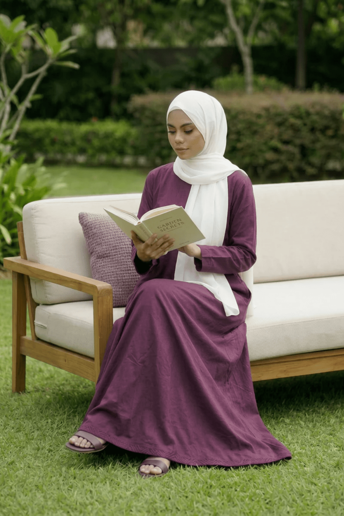 Signature Cotton Abaya – Burgundy - Fasilah