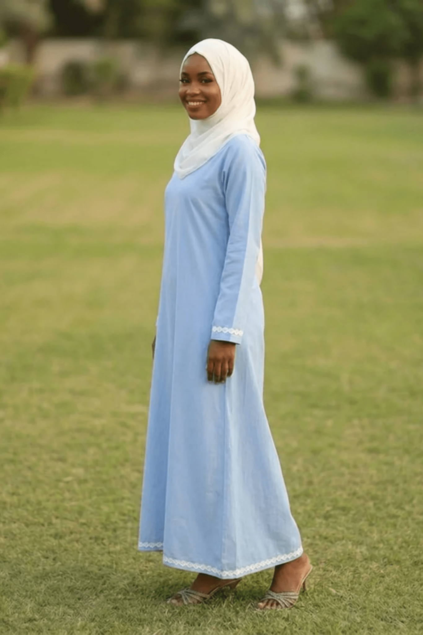 Signature Cotton Abaya – Sky - Fasilah